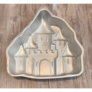 Vintage Wilton Fairytale Princess Castle Cake Pan 2015-2031